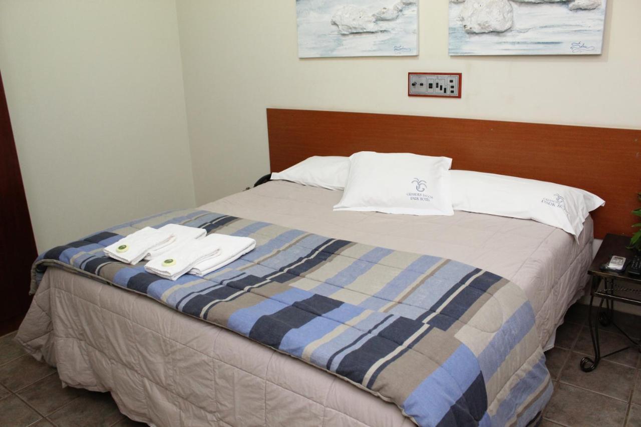 Grandes Lagos Park Hotel Jales Exterior photo