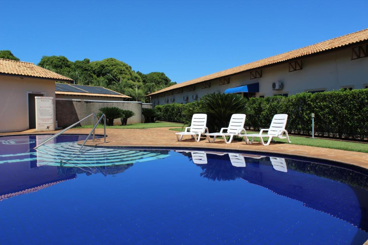 Grandes Lagos Park Hotel Jales Exterior photo