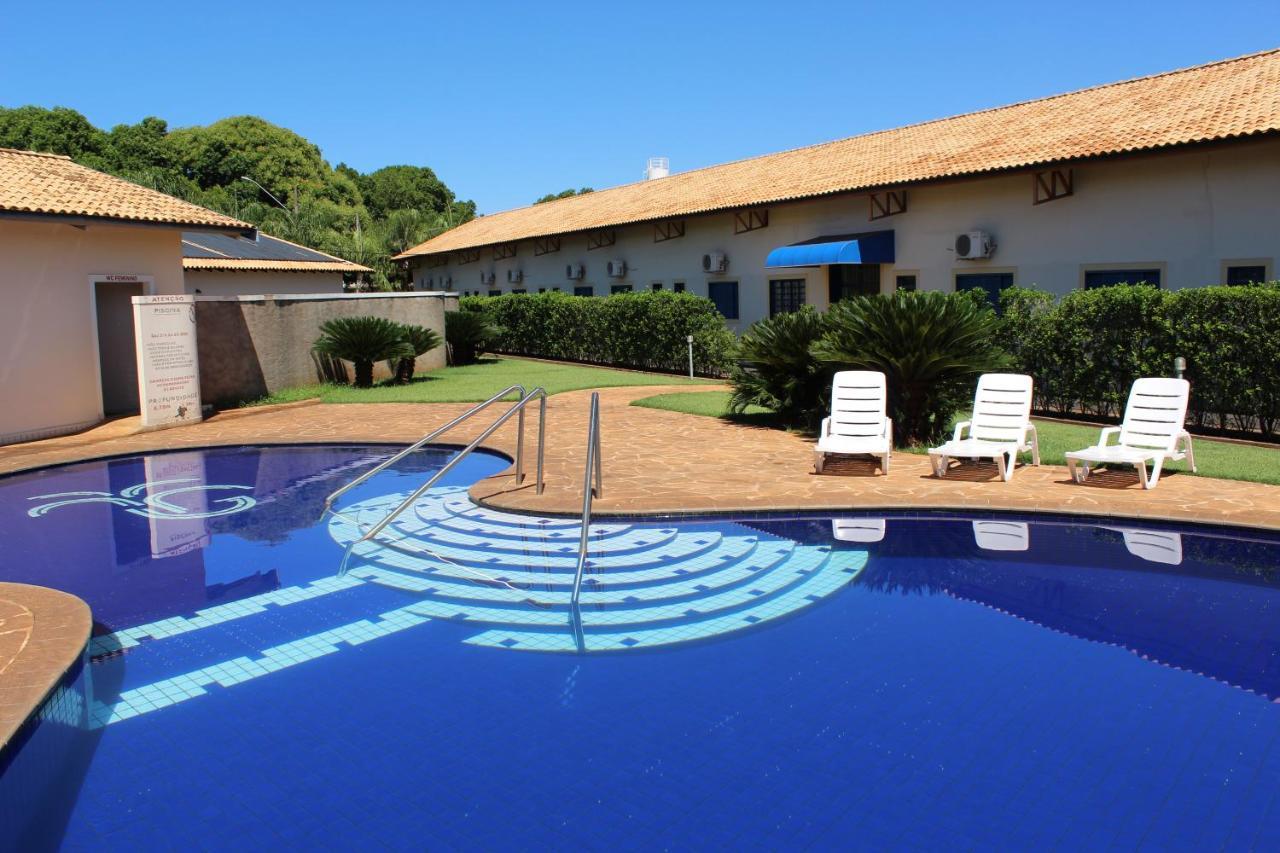 Grandes Lagos Park Hotel Jales Exterior photo